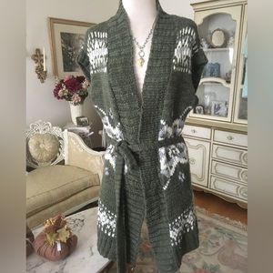 Mossimo very nice sleeveless open sweater with tie size XXL